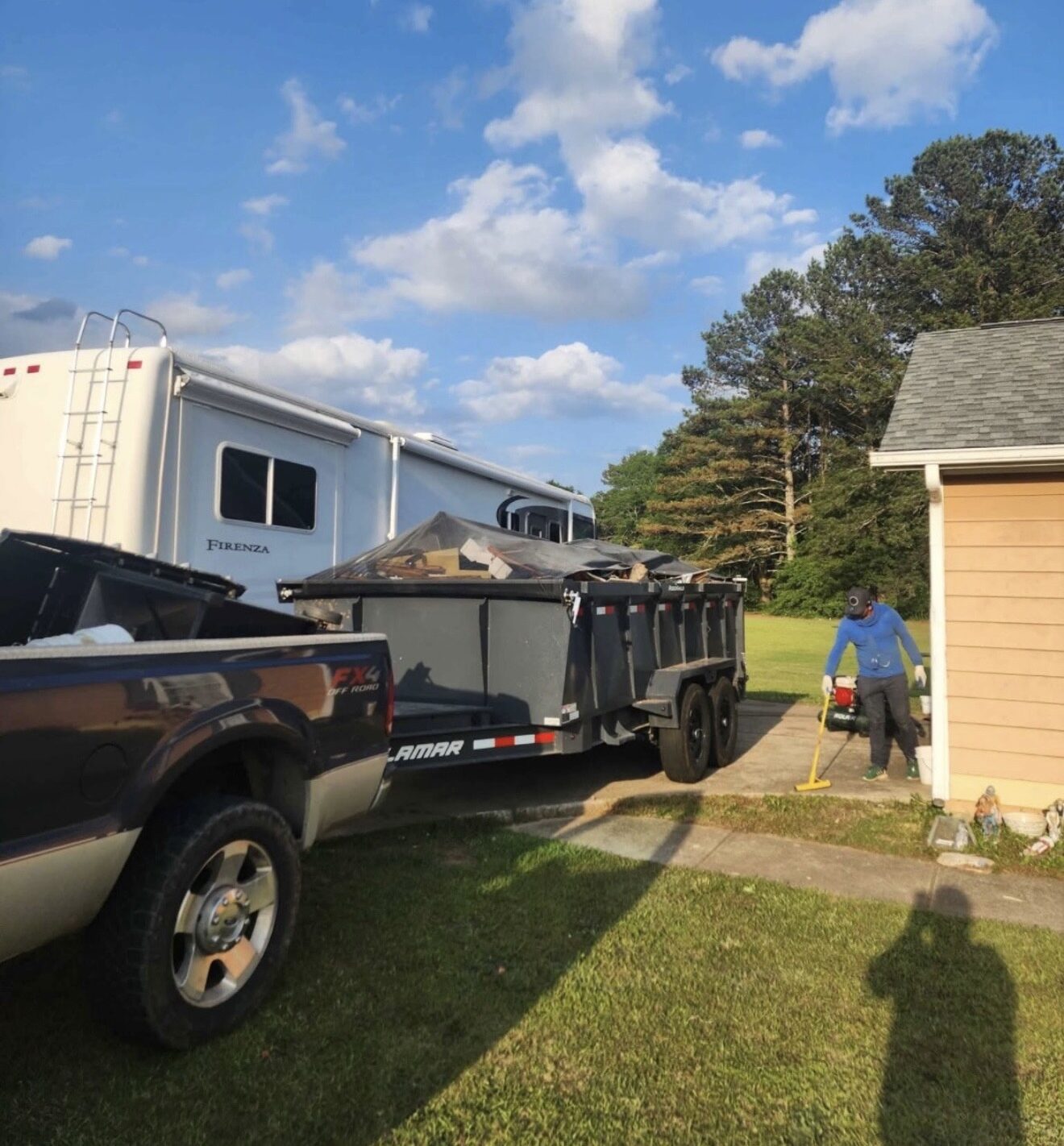 dump it junk removal | garbage services in bellevue